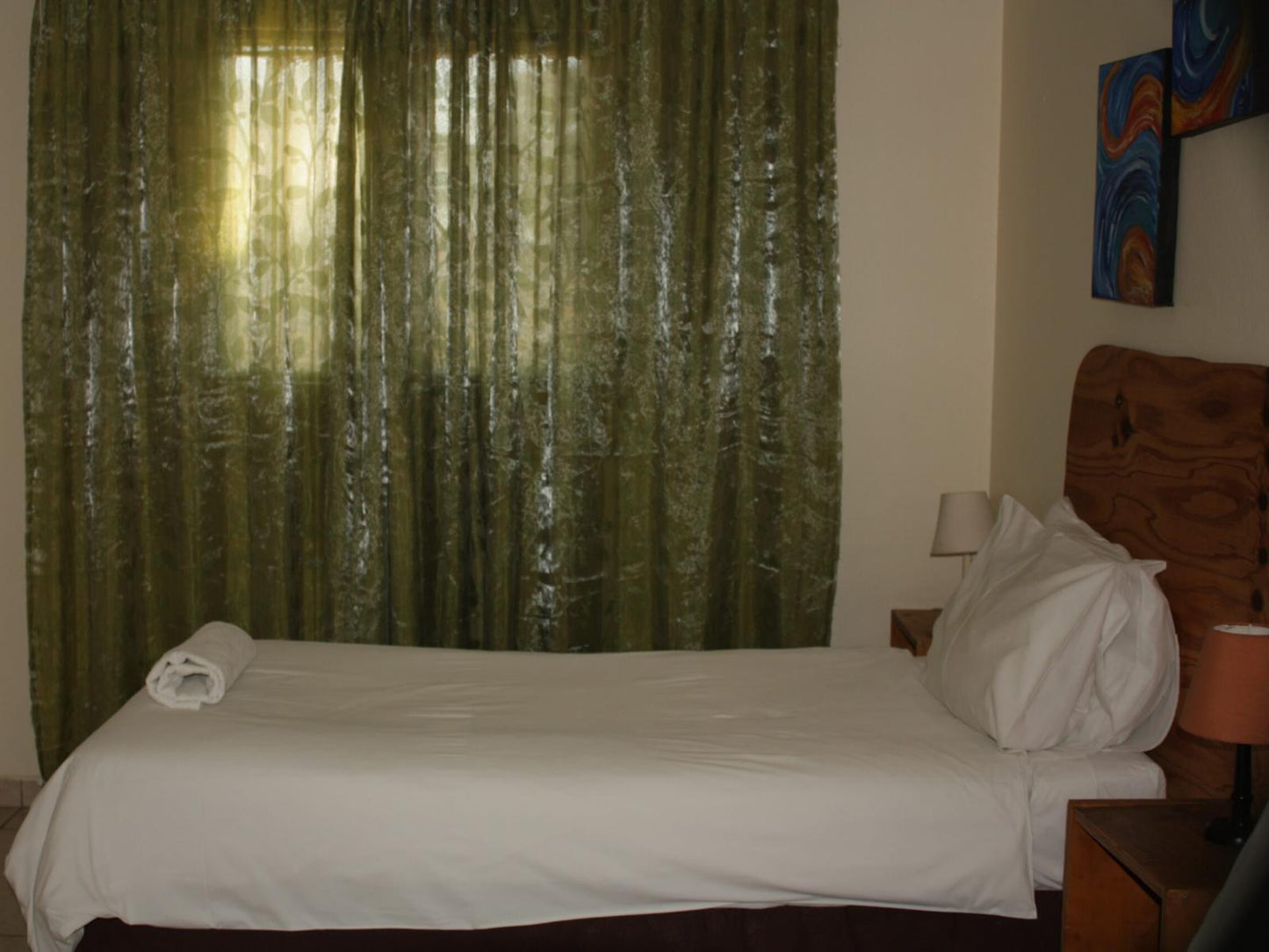 Room 4 @ Louhallas Accommodation
