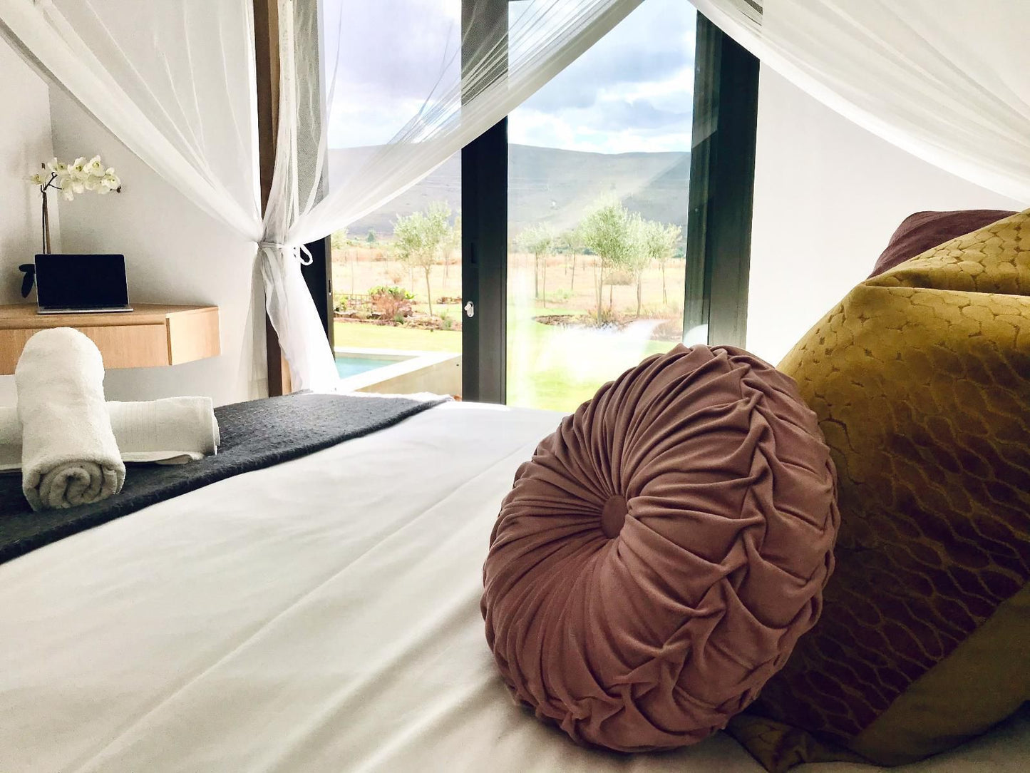 Lucky Crane Villas Mcgregor Western Cape South Africa Bedroom