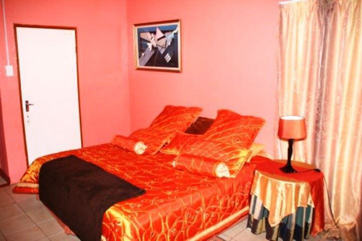 Colorful, Bedroom, Luntasi Guest House, Phuthaditjhaba, Phuthaditjhaba