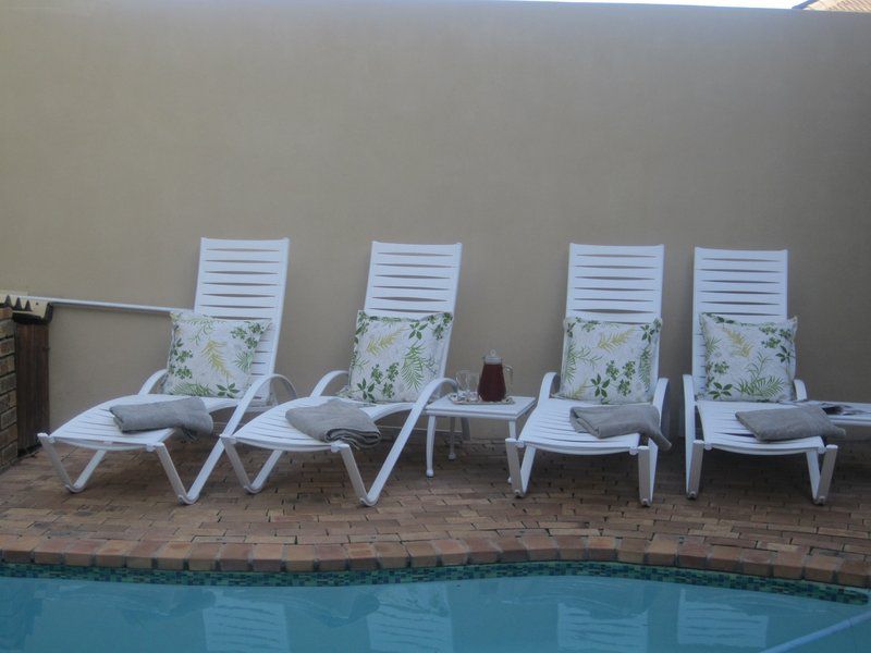 Lu S Guest House Paarl Western Cape South Africa Swimming Pool