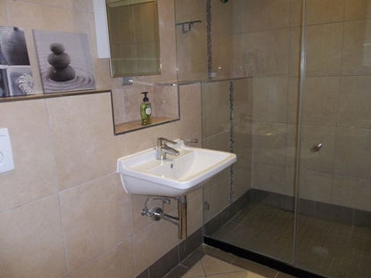 Luxurious Umhlanga Apartment Umhlanga Rocks Umhlanga Kwazulu Natal South Africa Unsaturated, Bathroom
