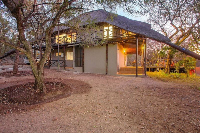 Luxury Guesthouse Co Honeymoonhouse Marloth Park Mpumalanga South Africa House, Building, Architecture, Pavilion