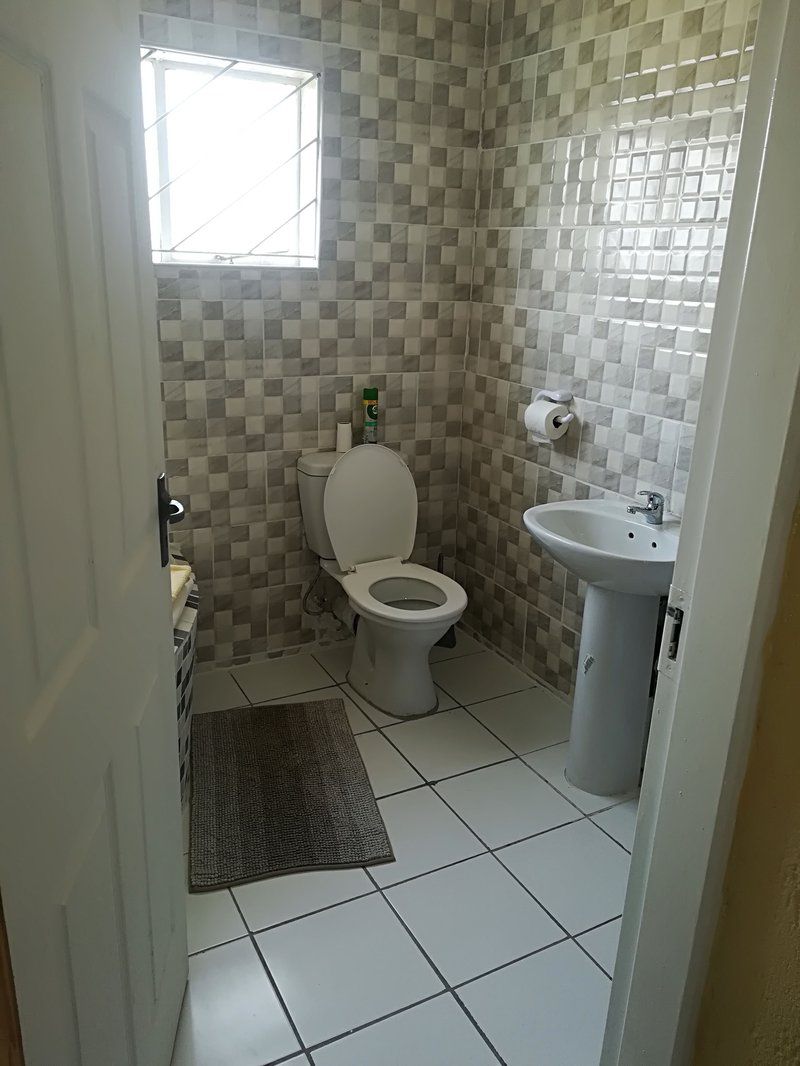Lwazi Lodge Elukwatini Mpumalanga South Africa Unsaturated, Bathroom