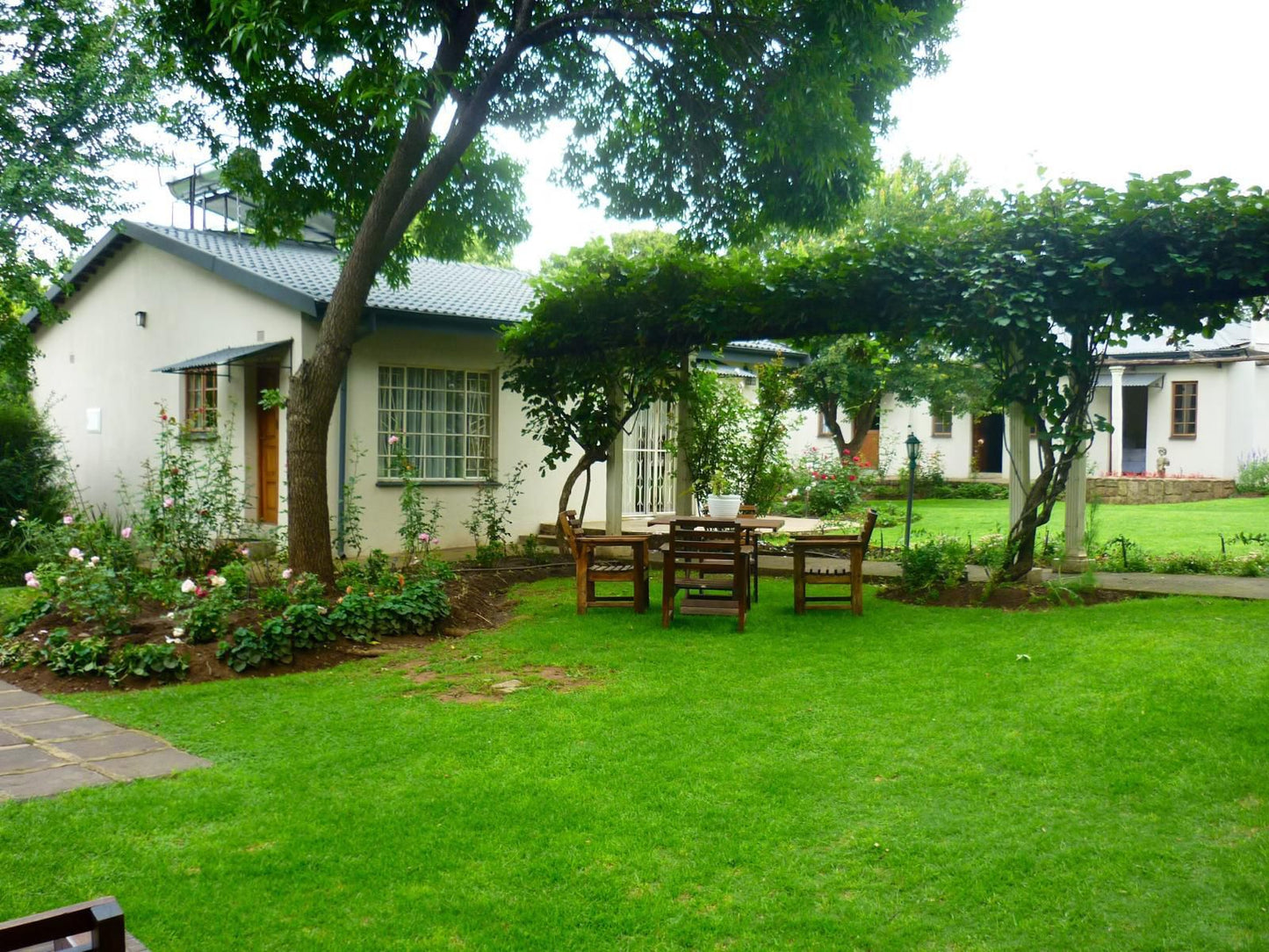 Lydenburg Manor Guest House, House, Building, Architecture, Plant, Nature, Garden