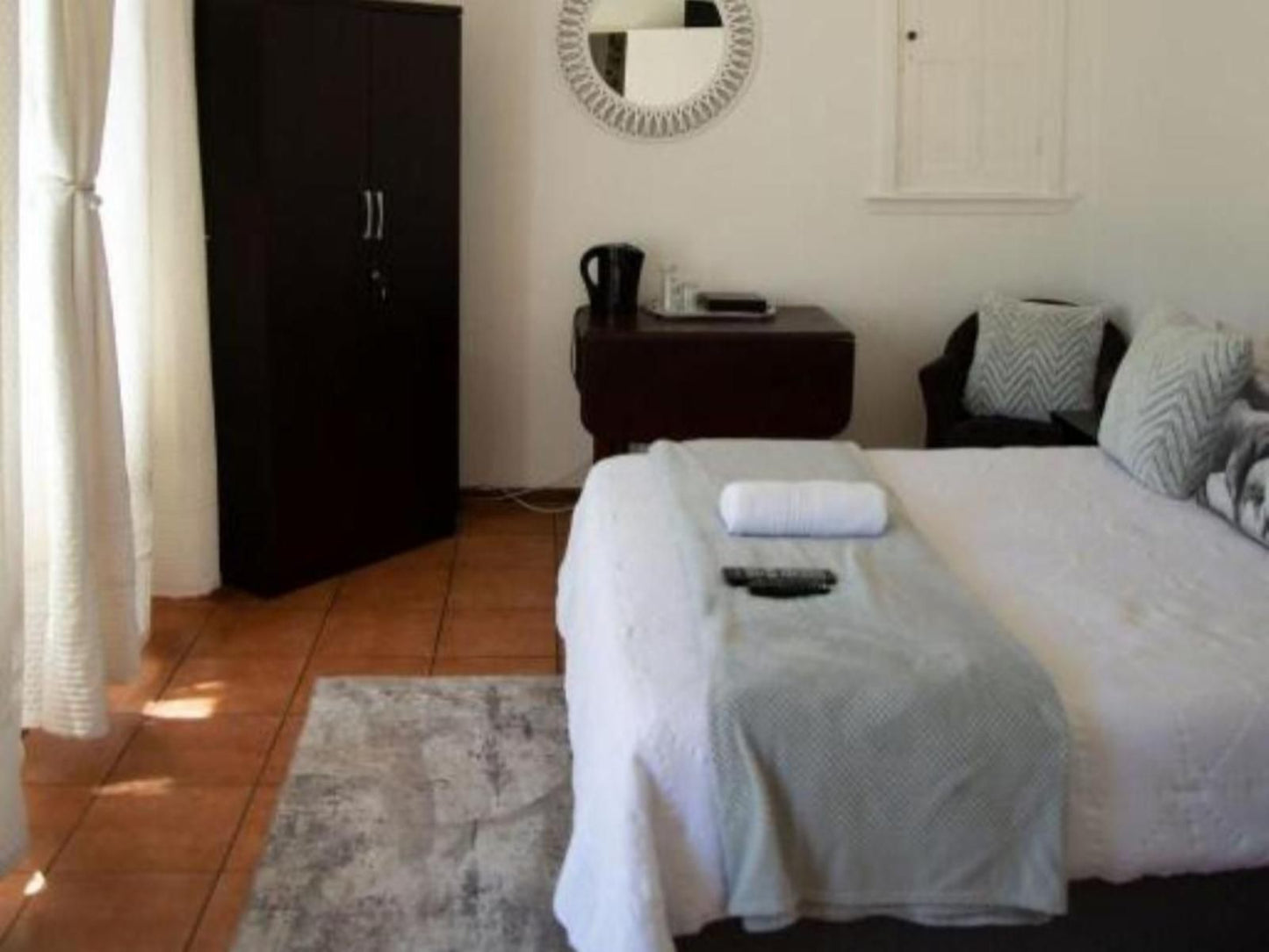 Lydenburg Manor Guest House, Deluxe Twin bedded rooms, Bedroom