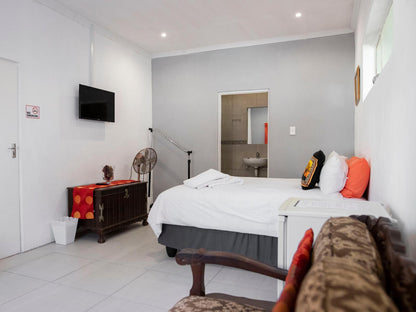 Lyronne Guesthouse Shuttle And Tours Parow North Cape Town Western Cape South Africa Unsaturated, Bedroom