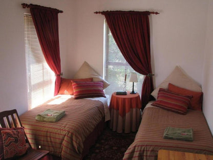 Main House Twin Room with Bathroom @ Magnolia Place Stellenbosch Guest House