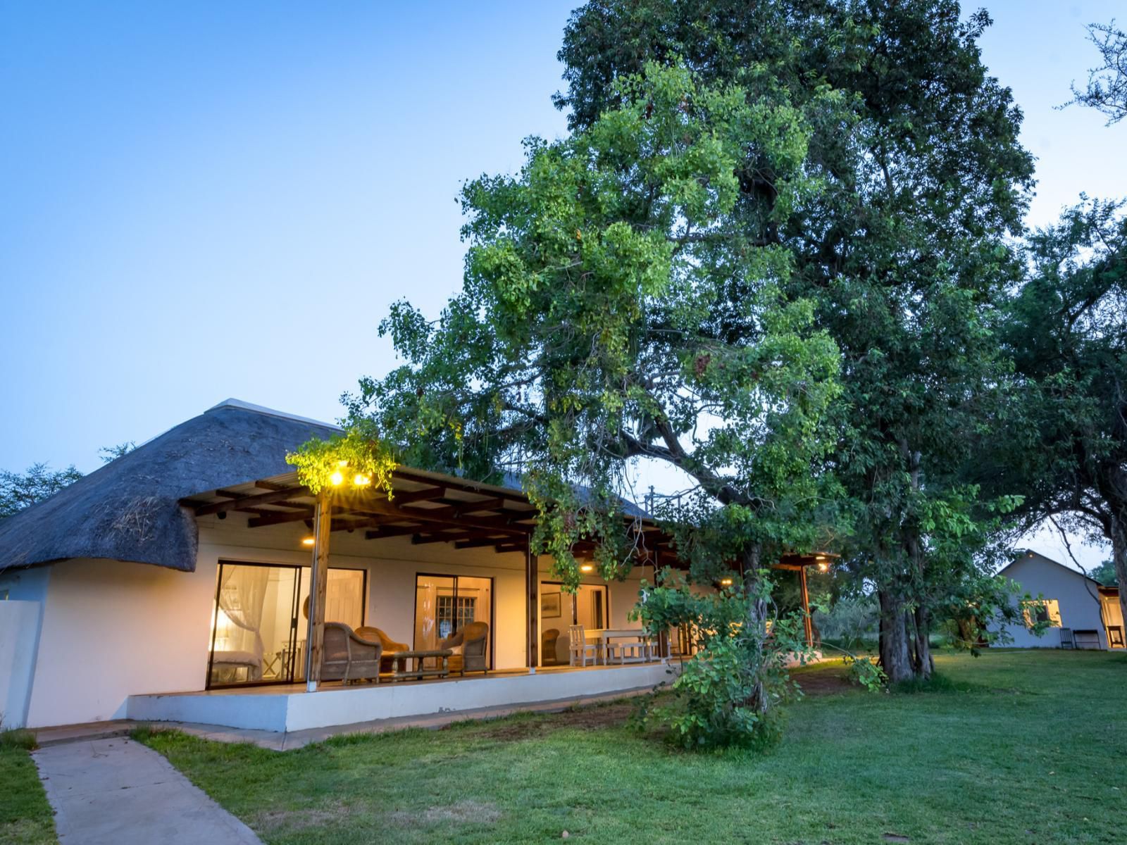 Makuwa Safari Lodge, House, Building, Architecture