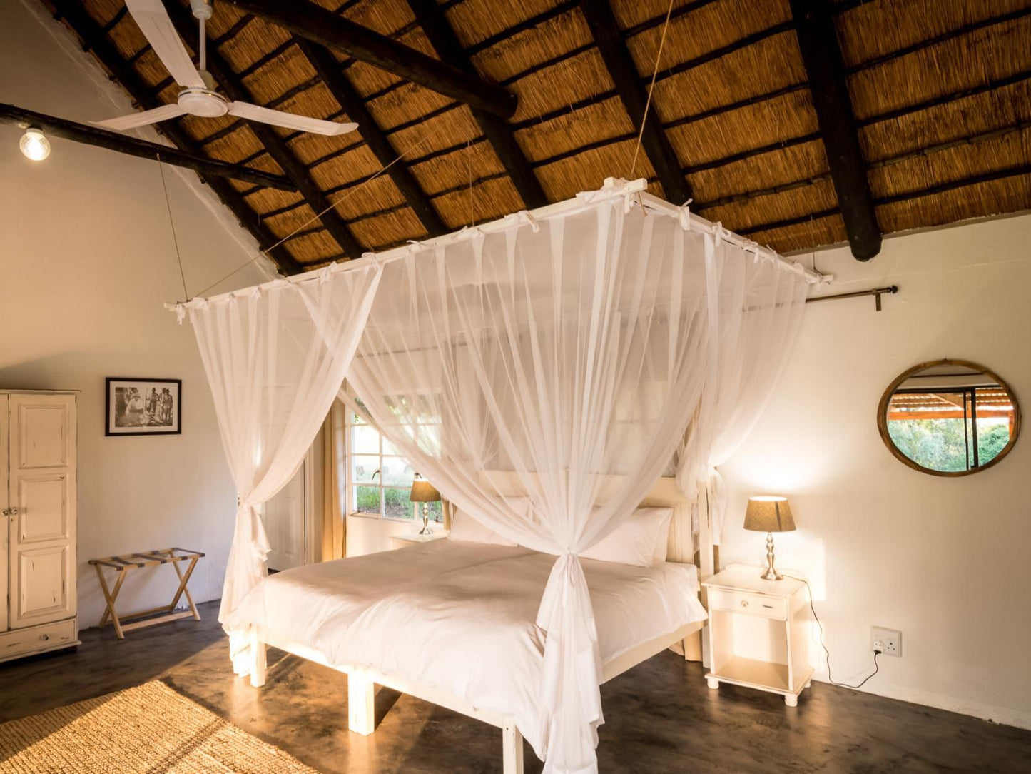 Makuwa Safari Lodge, Triple Room with Shower, Colorful, Bedroom