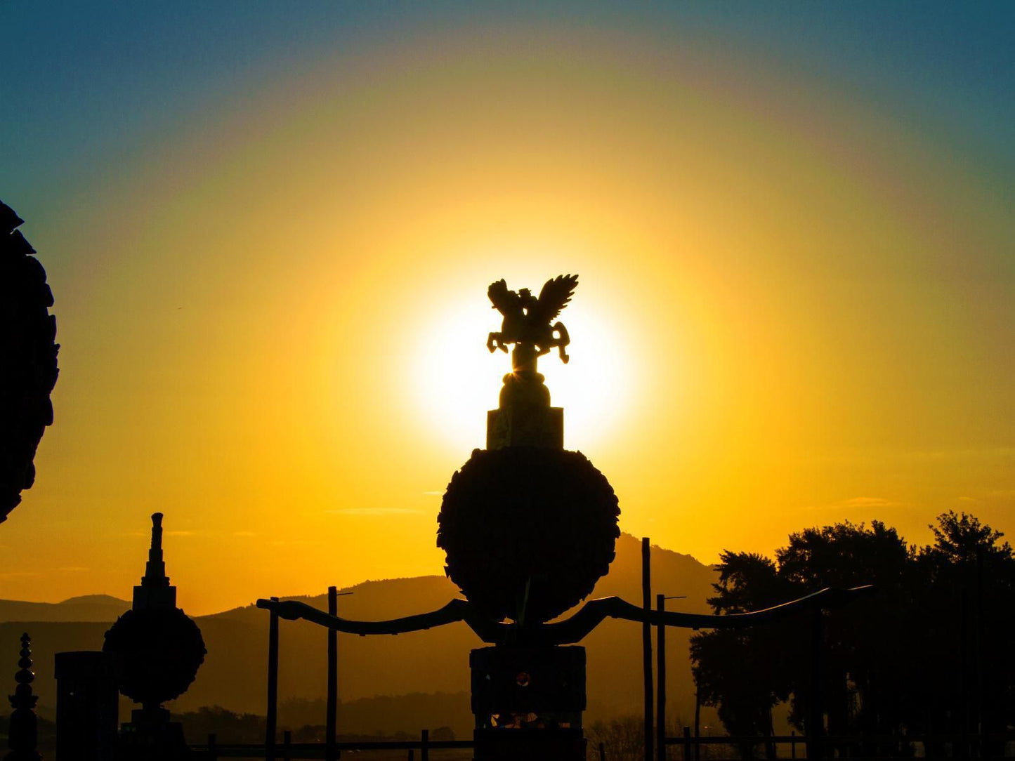 Malandela'S Guest House, Silhouette, Sky, Nature, Statue, Architecture, Art, Sunset