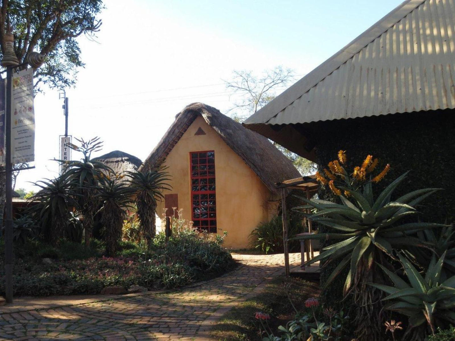 Malandela'S Guest House, House, Building, Architecture, Palm Tree, Plant, Nature, Wood