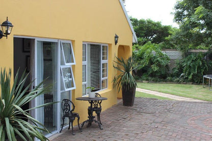 Malone House Bed And Breakfast Blue Bend East London Eastern Cape South Africa House, Building, Architecture, Palm Tree, Plant, Nature, Wood