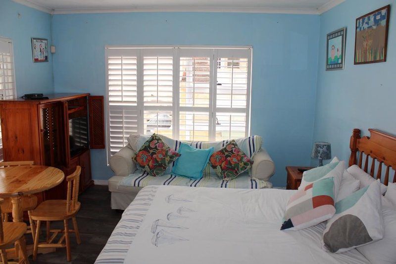 Malone House Bed And Breakfast Blue Bend East London Eastern Cape South Africa Bedroom