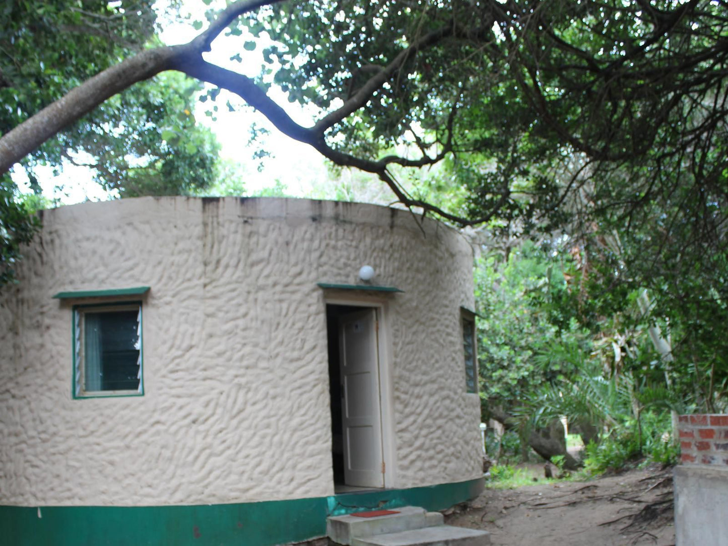 Malongane Beach Resort, Tents on Deck TD6, Building, Architecture