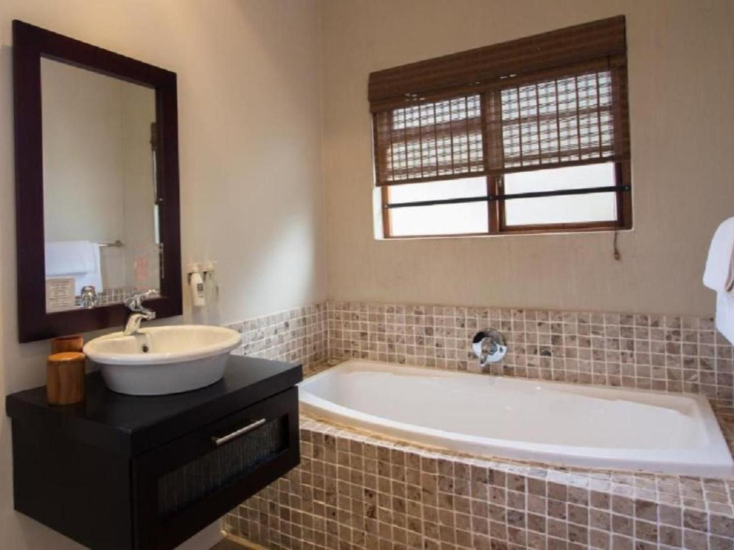 Manor 38 Summerstrand Port Elizabeth Eastern Cape South Africa Bathroom