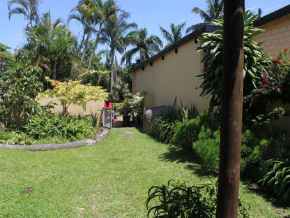 Manzini Self Catering Chalets St Lucia Kwazulu Natal South Africa House, Building, Architecture, Palm Tree, Plant, Nature, Wood