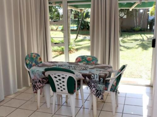 Manzini Self Catering Chalets St Lucia Kwazulu Natal South Africa Palm Tree, Plant, Nature, Wood, Living Room