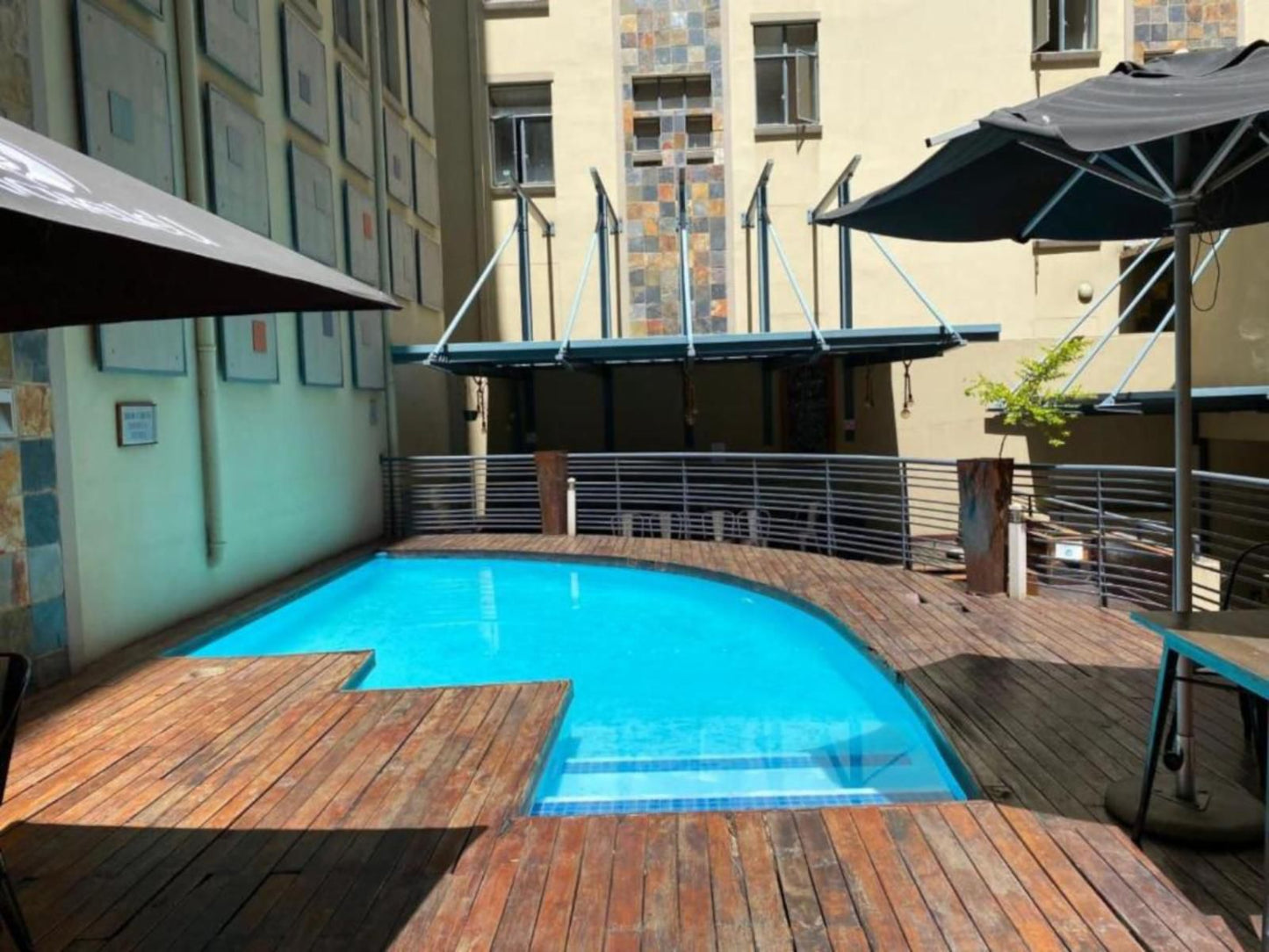 Mapungubwe Apartments, Swimming Pool