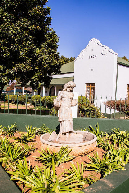 Marico Bosveld Guesthouse Zeerust North West Province South Africa Complementary Colors, House, Building, Architecture, Palm Tree, Plant, Nature, Wood, Statue, Art