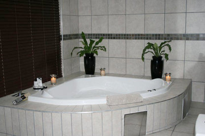 Marija Manor Wonderboom Pretoria Tshwane Gauteng South Africa Bathroom, Swimming Pool