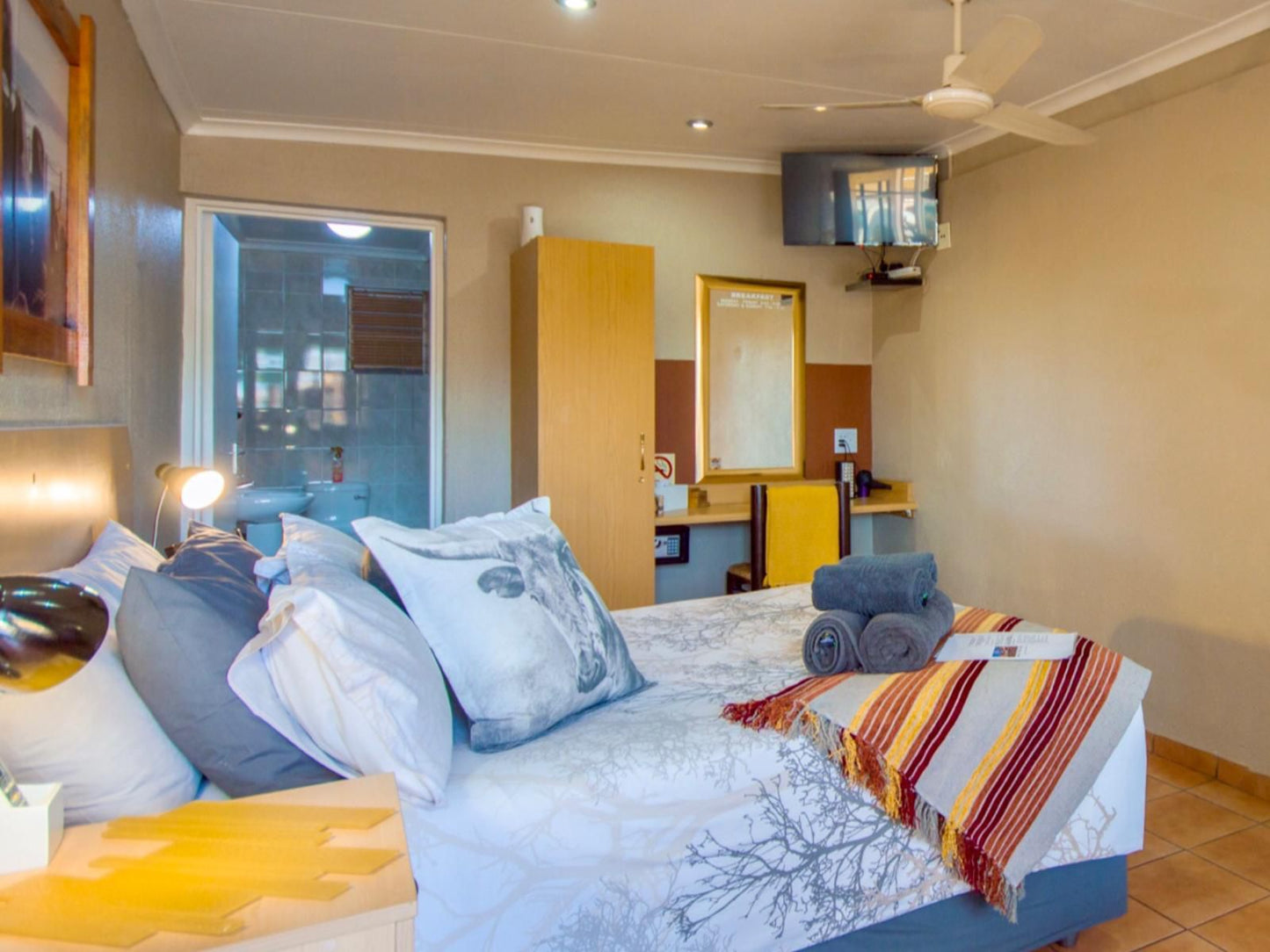 Marle Lodge Cc Germiston Johannesburg Gauteng South Africa Complementary Colors, Bedroom