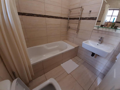 Marlot Guest House And Bandb Polokwane Ext 4 Polokwane Pietersburg Limpopo Province South Africa Bathroom