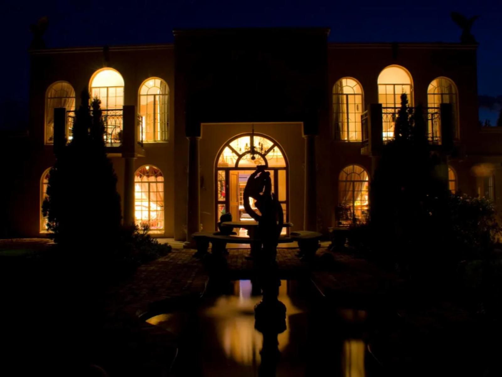 Marrakech Guest House, Dark, Person