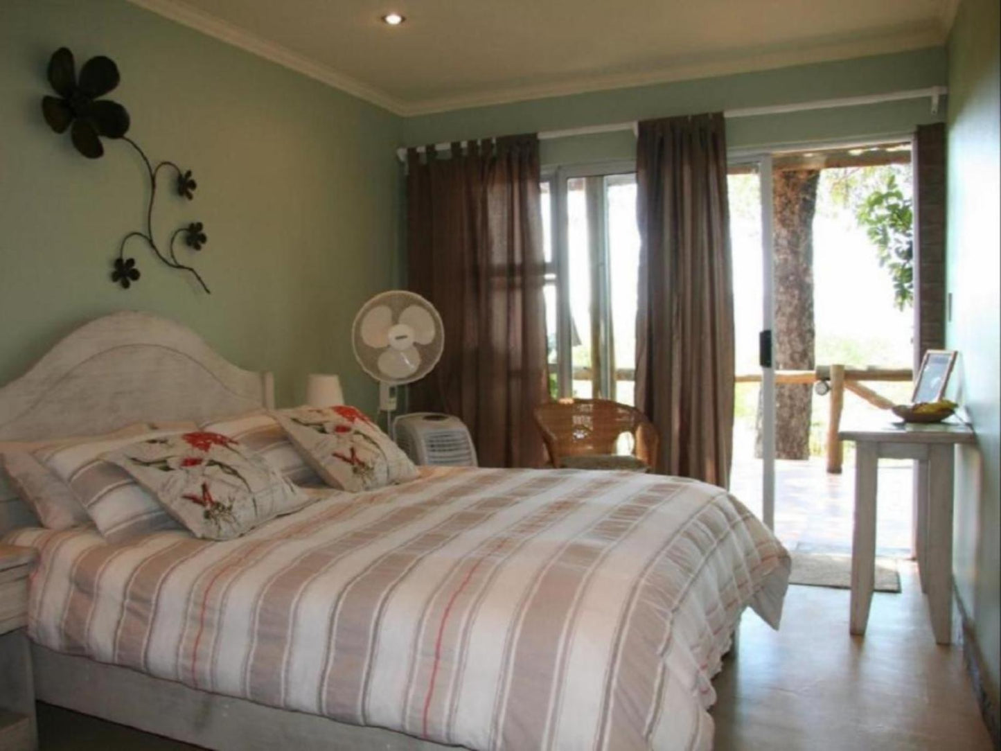 Double Room @ Marula Cottage Guest Lodge