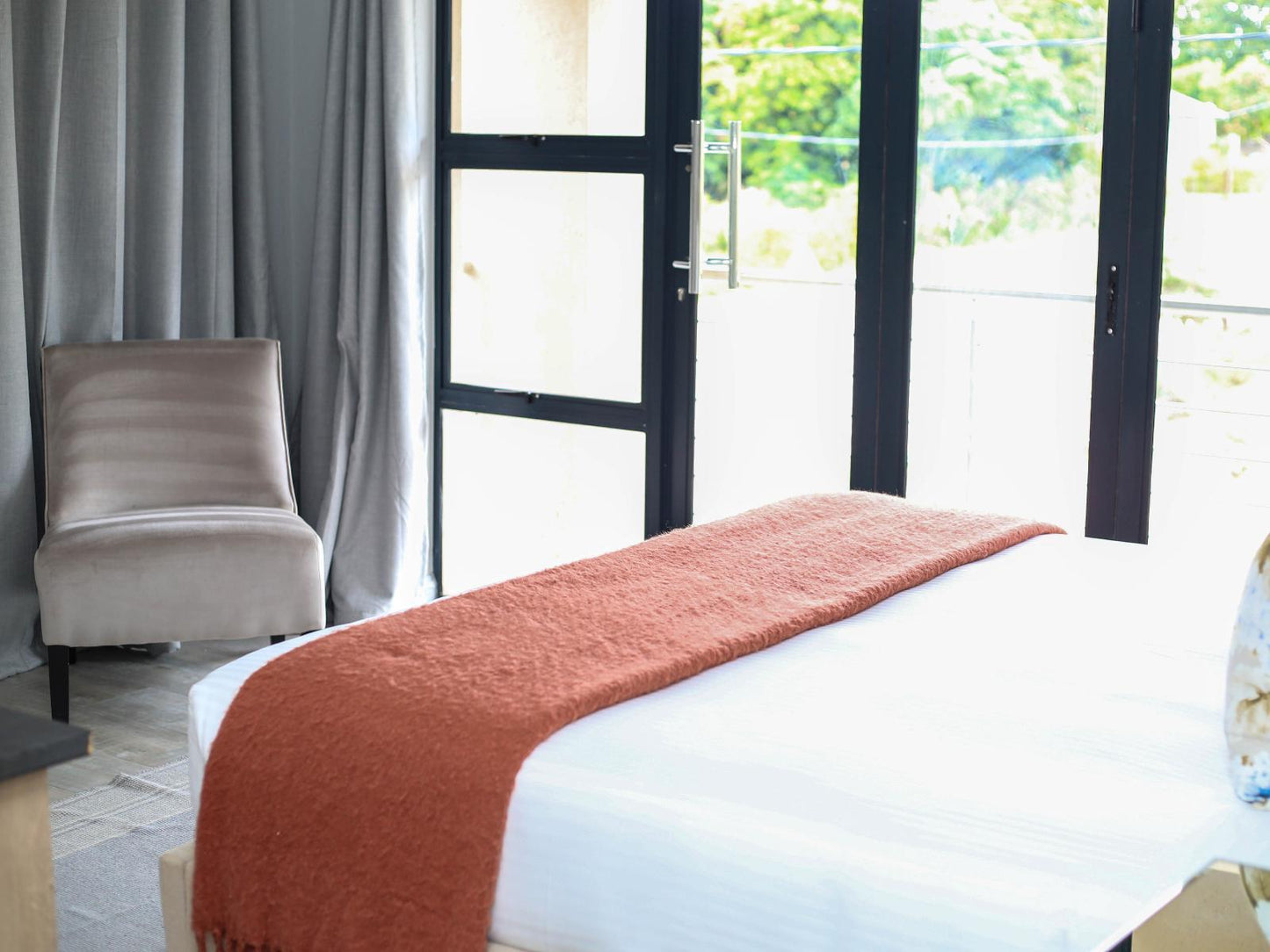 Deluxe Room with Shower @ Masana Boutique Hotel & Spa