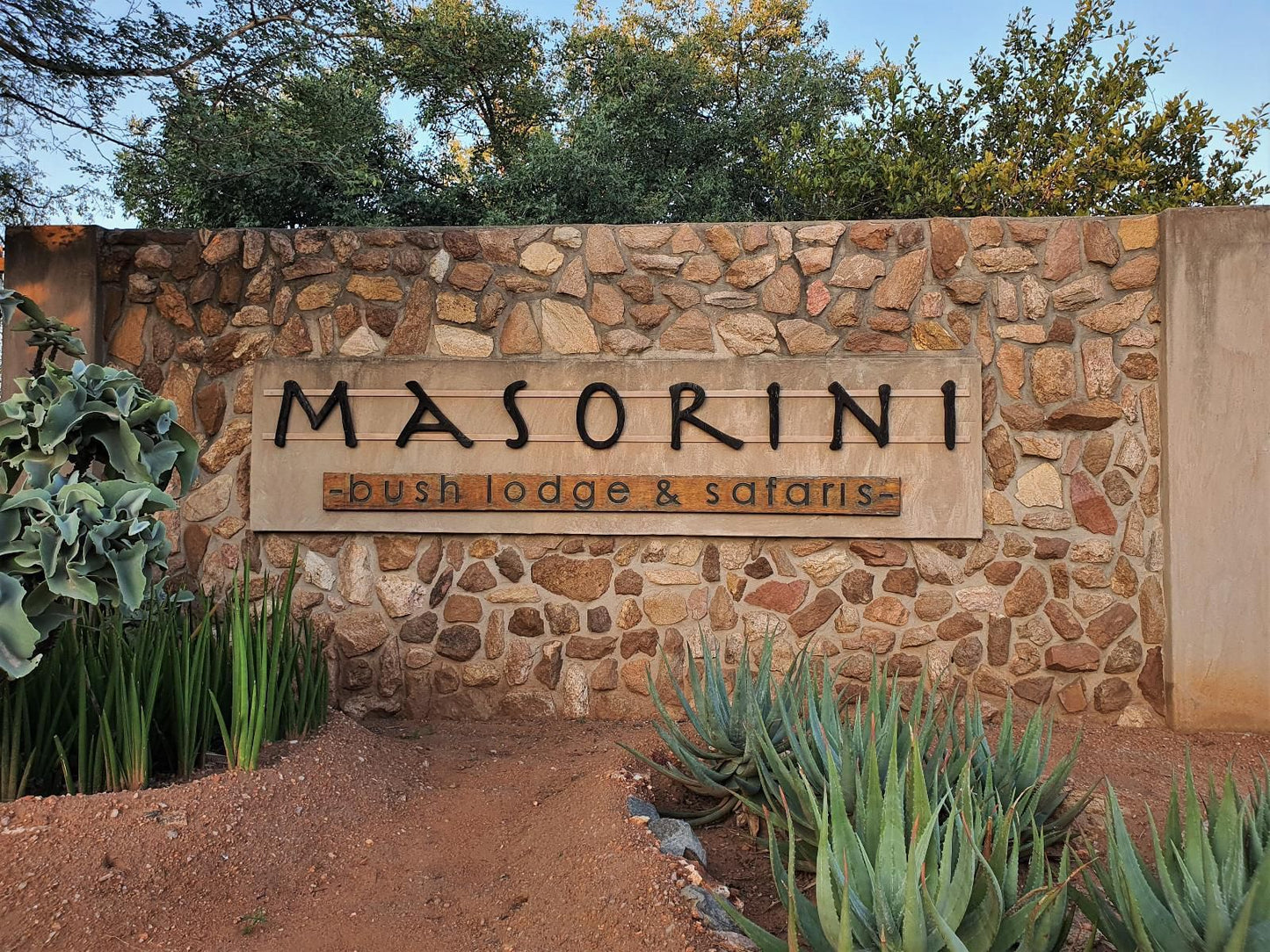 Masorini Bush Lodge, Sign