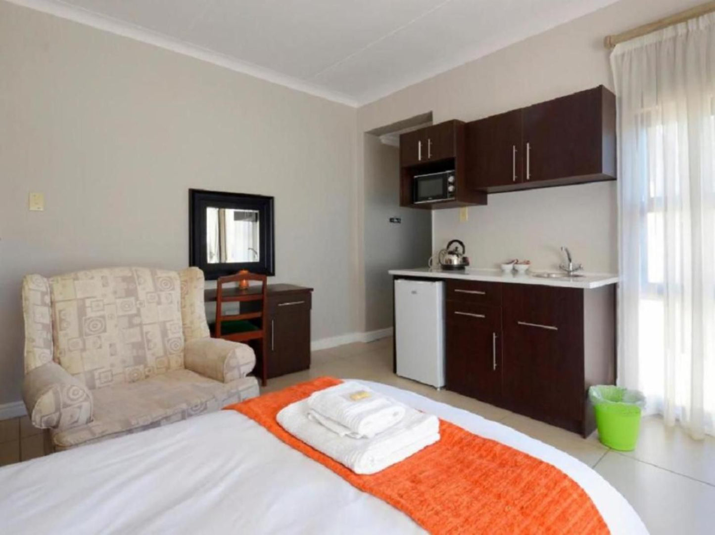 Matanja Guest Rooms Dan Pienaar Bloemfontein Free State South Africa 