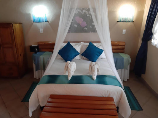 Luxury Triple Room @ Matumi Lodge