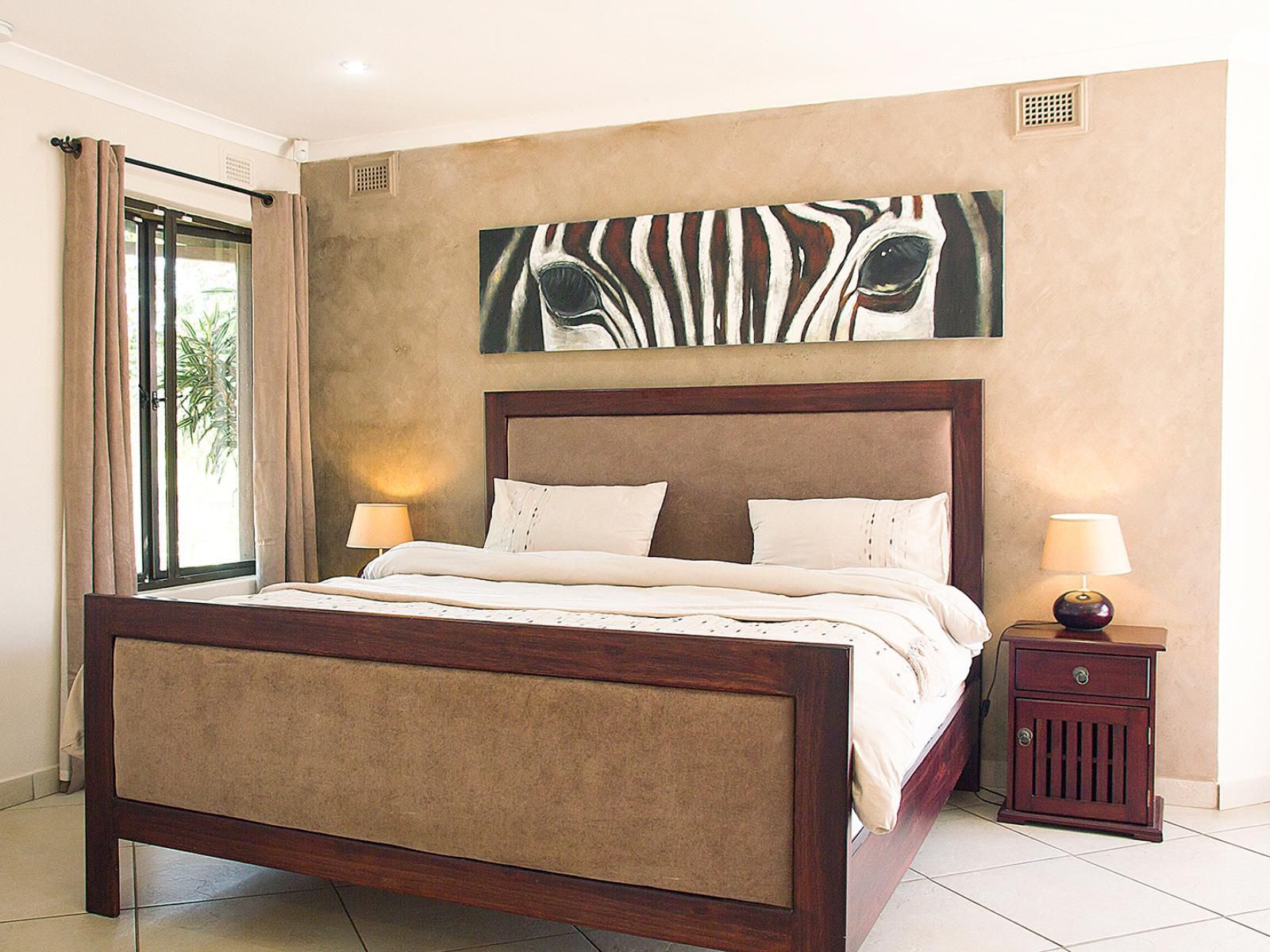 Matusadona Guest Lodge, Kudu Queen Suite, Bedroom