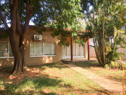 Mbs Guest House Lephalale Ellisras Limpopo Province South Africa House, Building, Architecture, Palm Tree, Plant, Nature, Wood