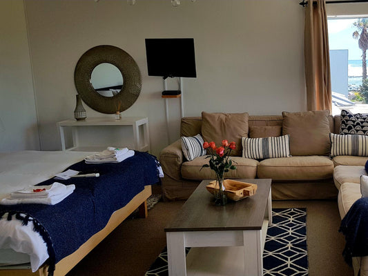 Honeymoon Suite @ Melkbos On D'Beach Guesthouse