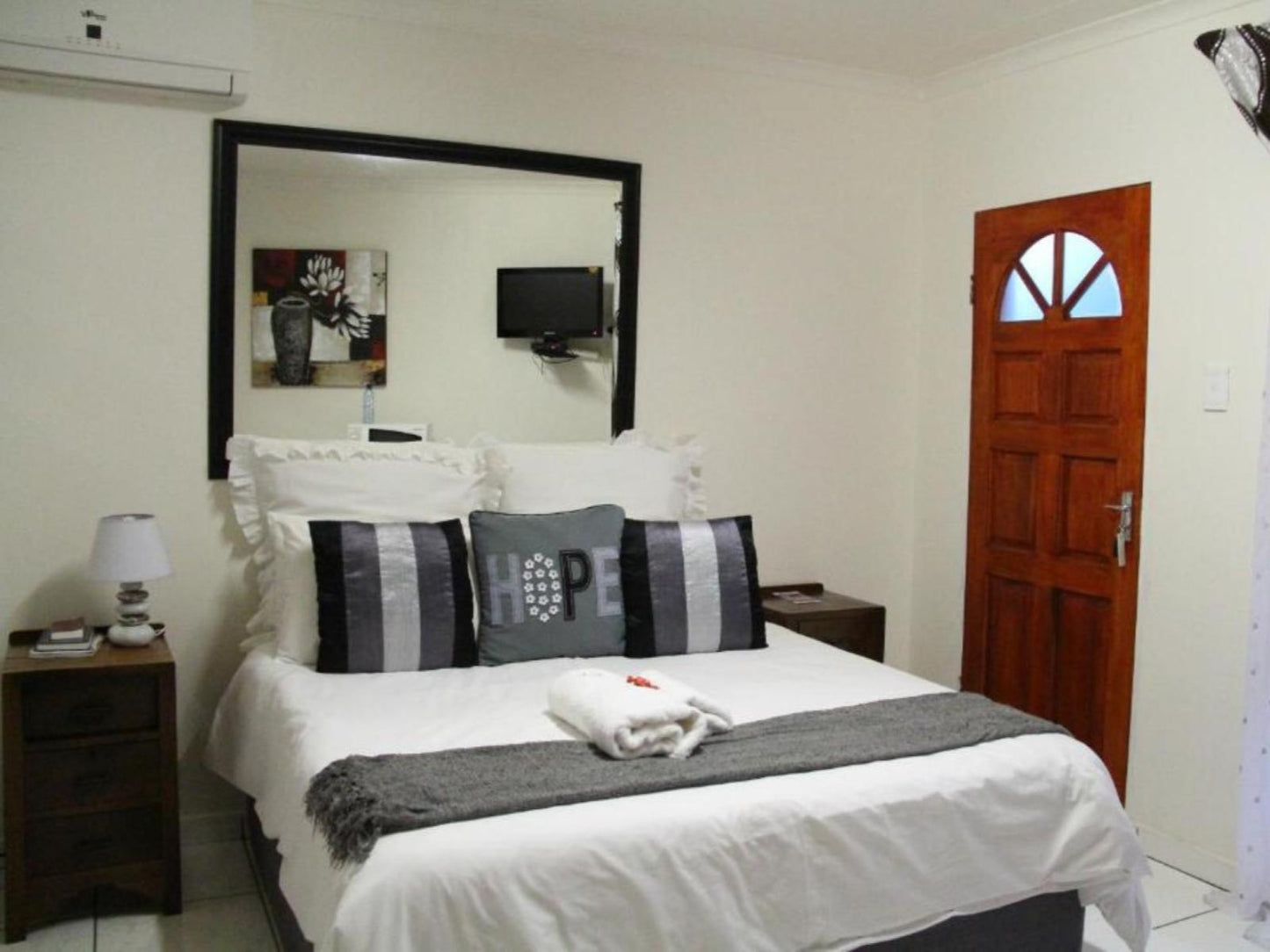 Double Room @ Memra Guest House