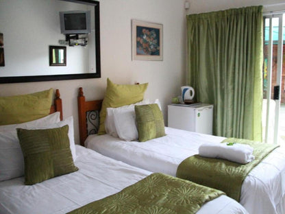 Twin Room @ Memra Guest House