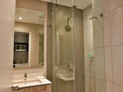 Menlyn Maine Luxury Rentals, Studio Apartment, Sepia Tones, Bathroom