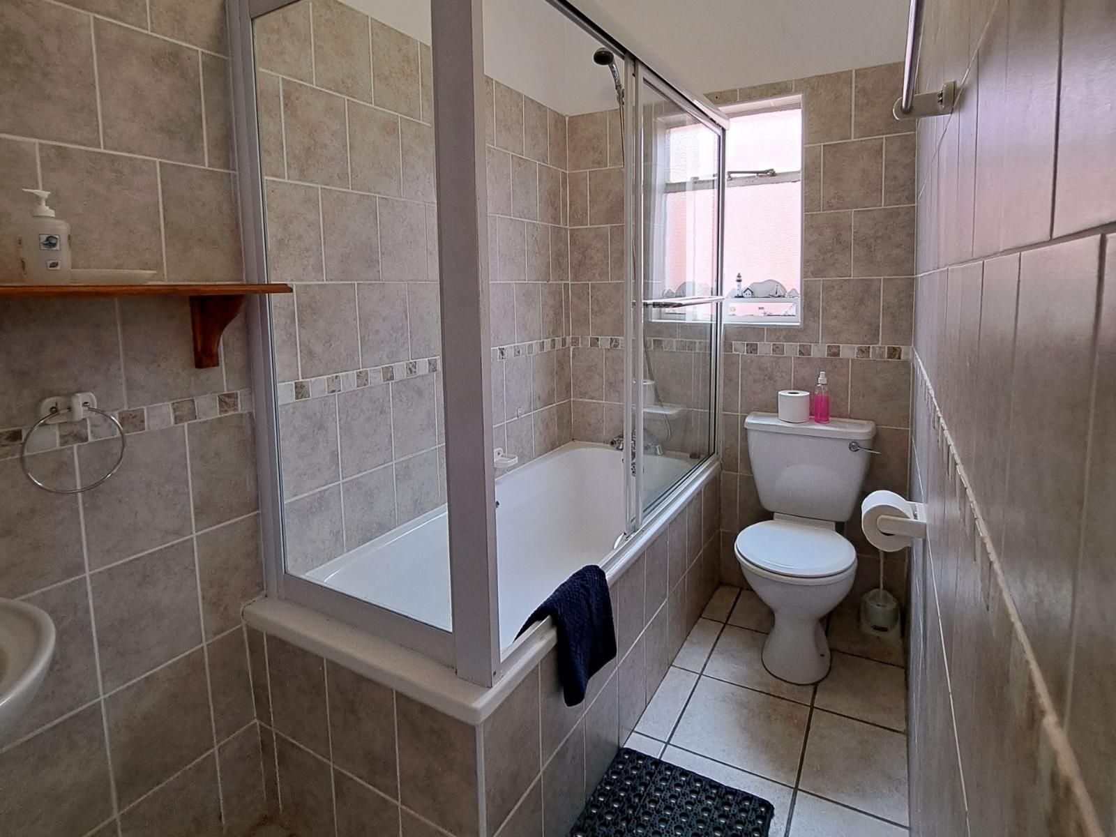 Mentors Country Estate, Self Catering Unit, Bathroom