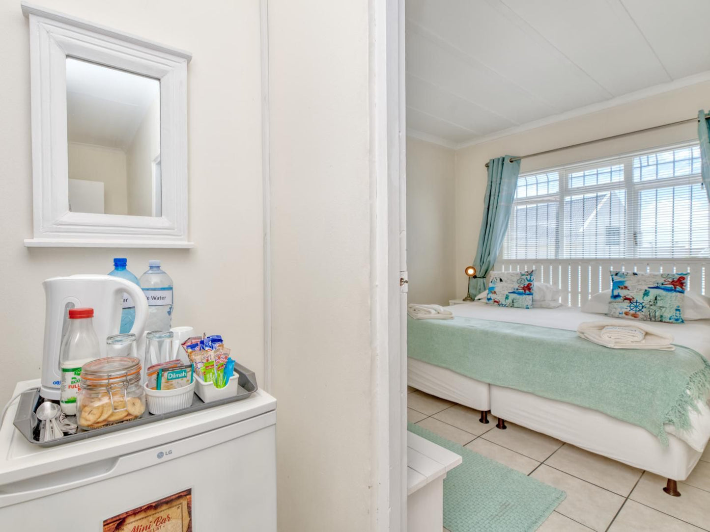 Mermaid Guest House Struisbaai Western Cape South Africa Unsaturated