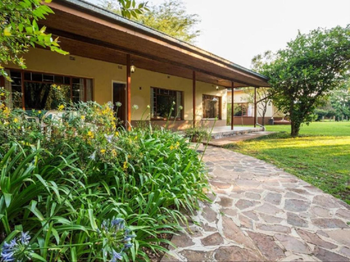 Merry Pebbles Resort Sabie Mpumalanga South Africa House, Building, Architecture, Plant, Nature, Garden