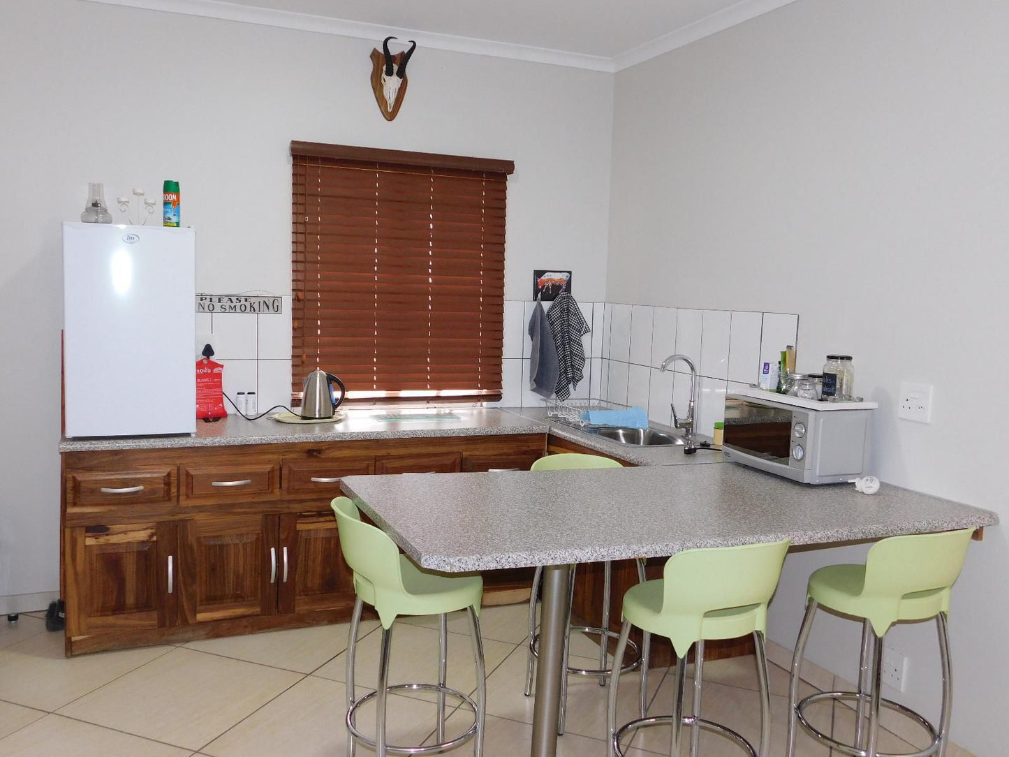 Meteorite Rest Camp, Kitchen