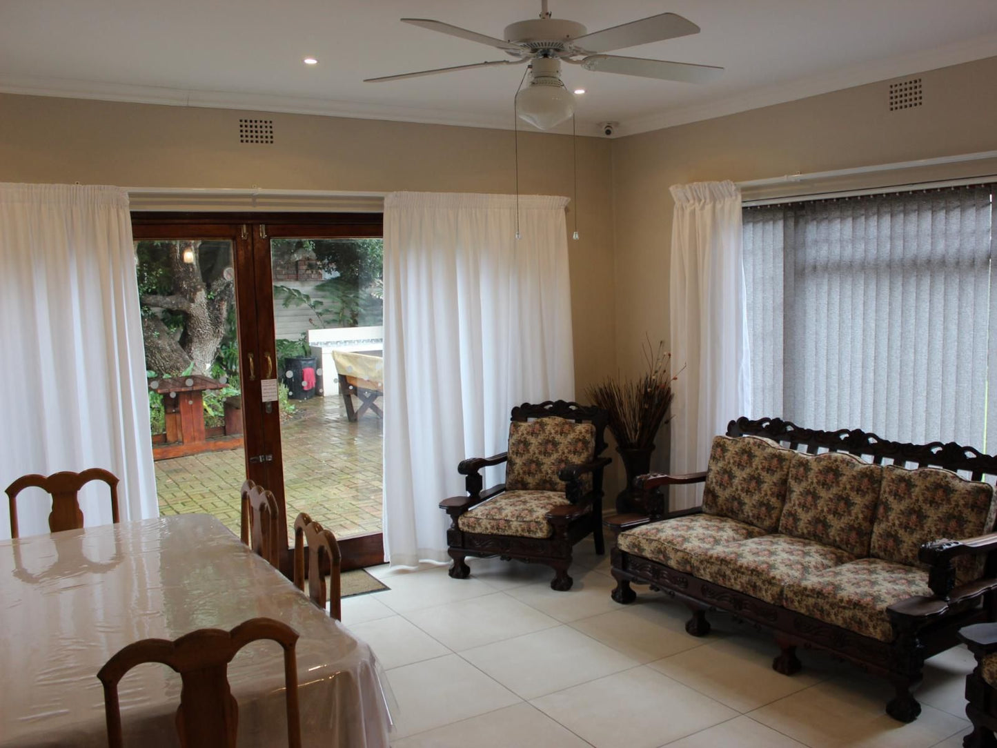 Metime Guest House And Self Catering Hartenbos Western Cape South Africa Living Room