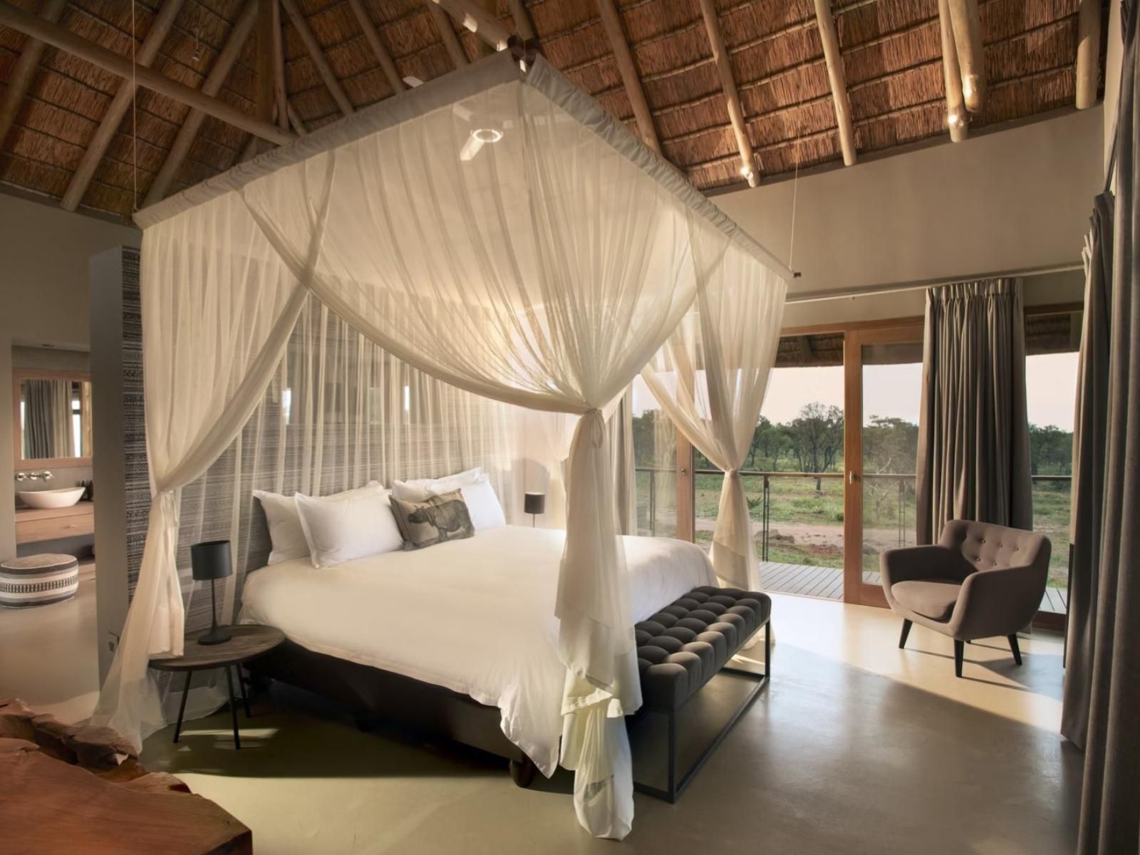 Mhondoro Safari Lodge & Villa, Villa, Bedroom