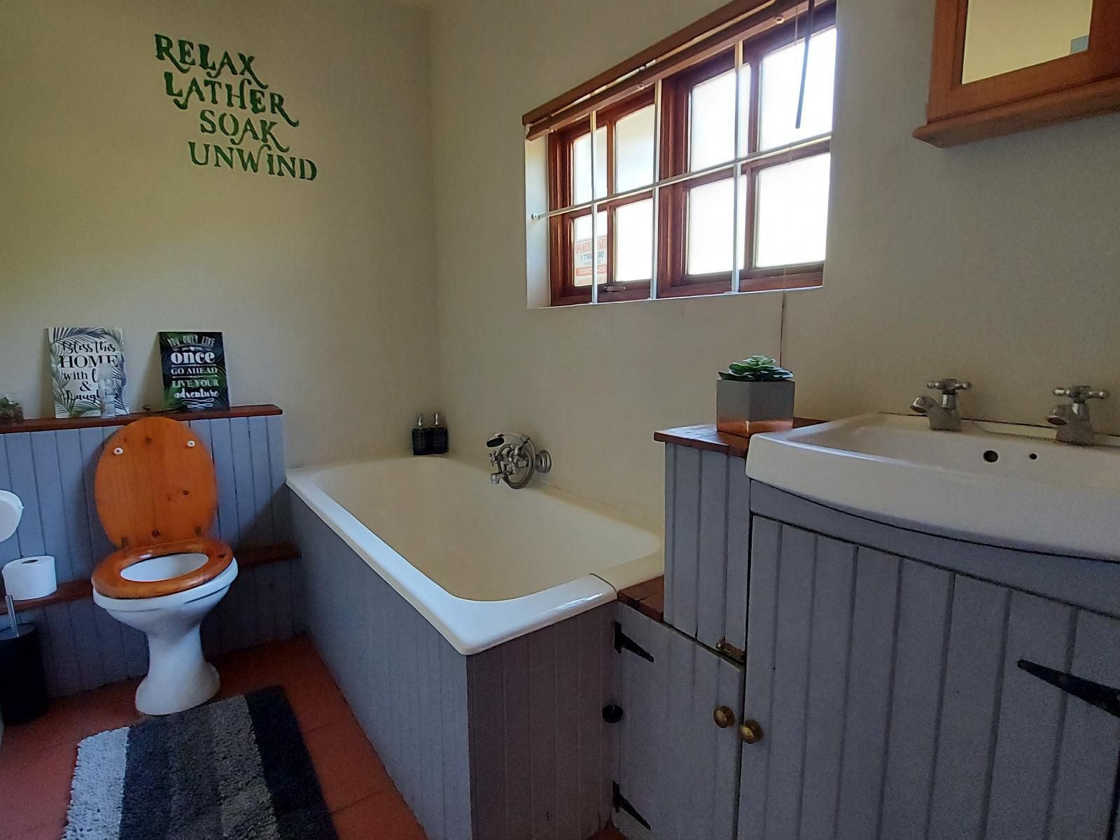 Mickey Finn Dullstroom Mpumalanga South Africa Bathroom