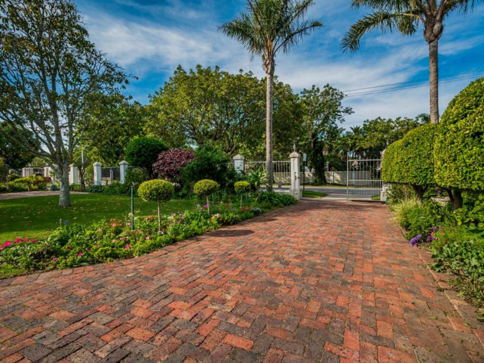 Millbury Guest House Mill Park Port Elizabeth Eastern Cape South Africa House, Building, Architecture, Palm Tree, Plant, Nature, Wood, Garden