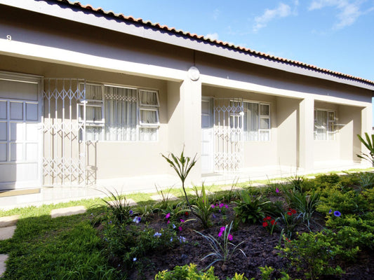 Minilitha Lodge Birdswood Richards Bay Kwazulu Natal South Africa House, Building, Architecture, Palm Tree, Plant, Nature, Wood