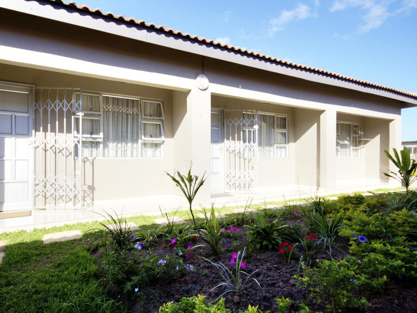 Minilitha Lodge Birdswood Richards Bay Kwazulu Natal South Africa House, Building, Architecture, Palm Tree, Plant, Nature, Wood