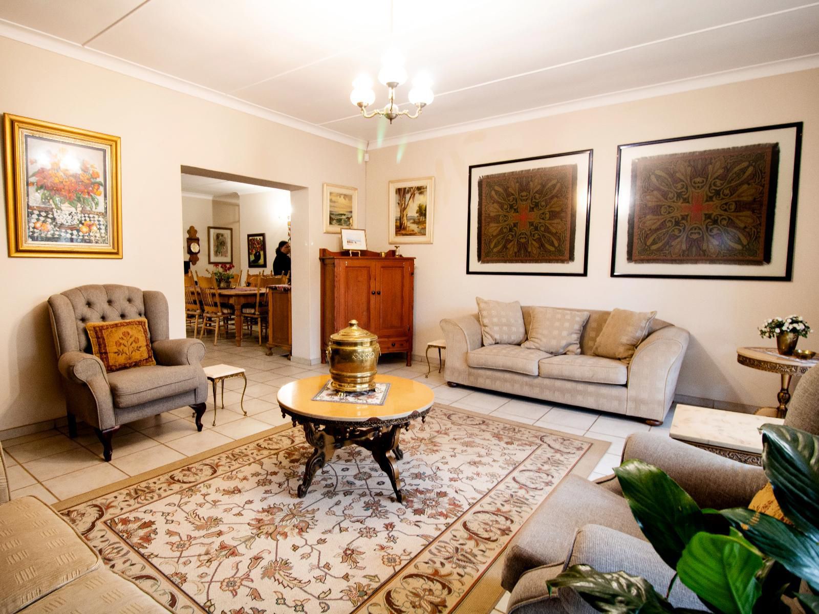Mirisa S Guest House Florauna Pretoria Tshwane Gauteng South Africa Living Room