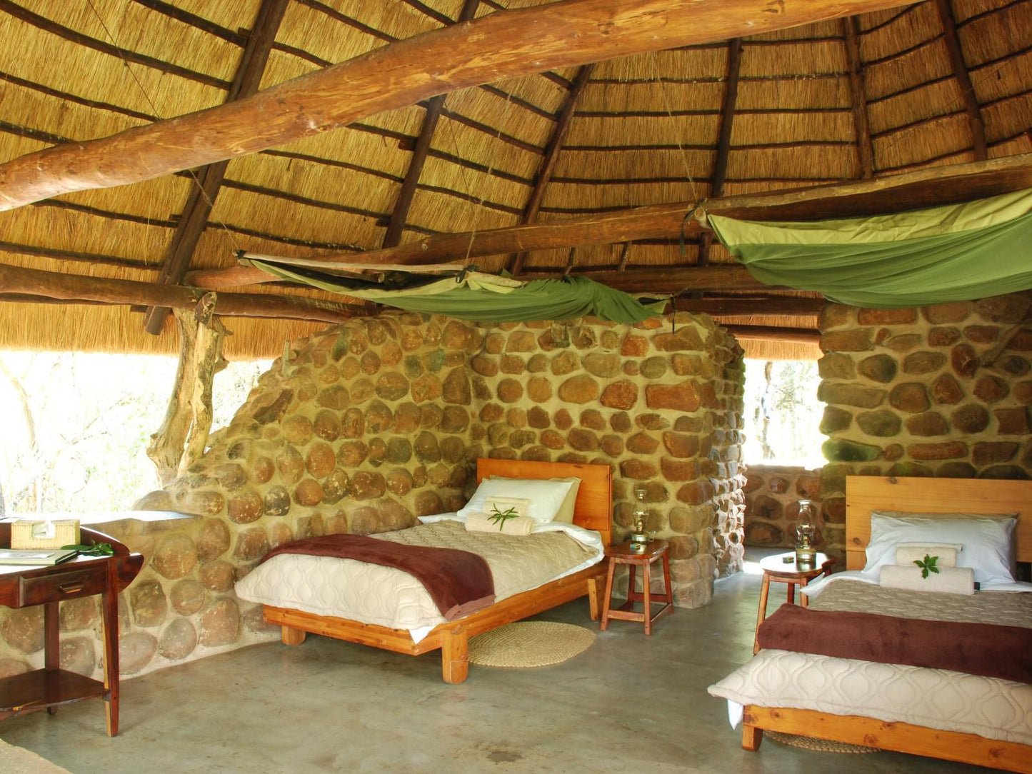 Mkhaya Game Reserve, En-suite double, Sepia Tones, Bedroom